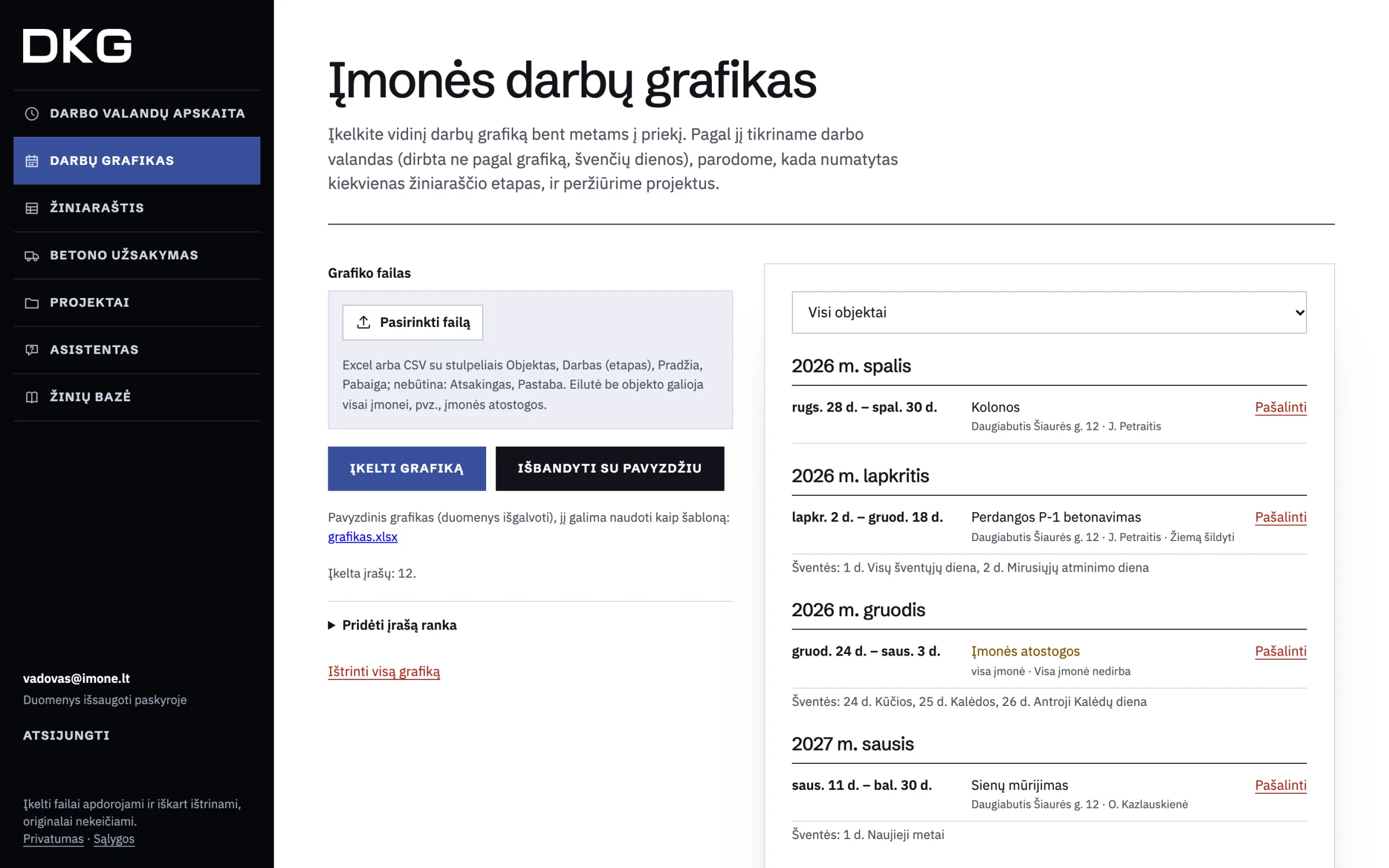 Programos langas: darbų grafikas pagal mėnesius su objektais, atsakingais žmonėmis ir švenčių dienomis